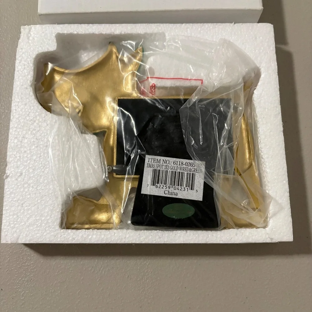 Ashleigh Manor Pewter Dog Picture Frame Gold Polka Dots Holidays Bone Collar 3x2